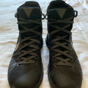 Men’s Nike 2015 Hyperdunk